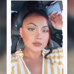Meet your Posher, Ximena